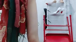 高顔值露脸金牌女主播大秀奶子上还有纹身逼肥水多道具抽插浪叫