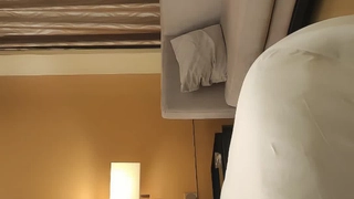 天生丽质的国模安可早期全裸私房写真 揉胸摸逼简直就是性感尤物