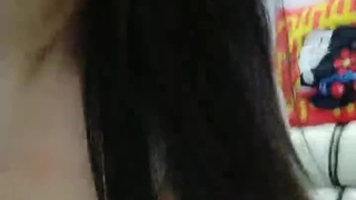 OL禦姐風黑絲包臀裙！水晶假屌插穴自摸！大屌炮友跪地深喉，主動騎乘位爆操