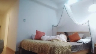 人妻好会舔，为了升迁，爽爽帮上司各种性服务