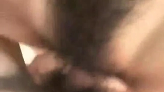 酒店偷拍小伙进房间就扒掉大胸女友的胸罩强制来个胸推后又