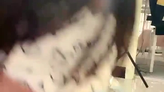 报道称64岁许家印早已离婚在洗手间里口射一次，在操一次！玩她！【看简介同城免费约炮】